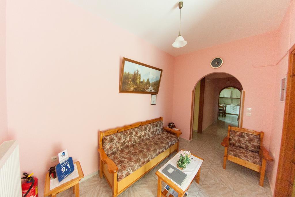 Stella Studios Lixouri Room photo